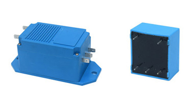 Voltage sensor